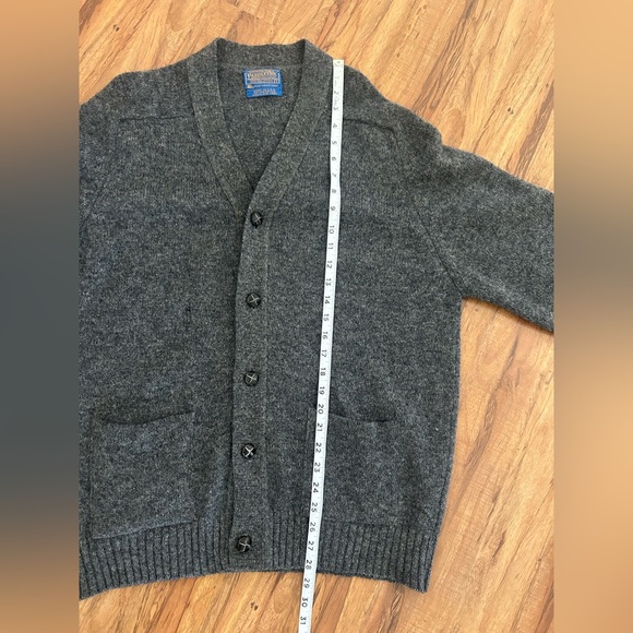 Vintage Pendleton Wool USA Grandpa Button Sweater Cardigan Size L - Picture 8 of 8